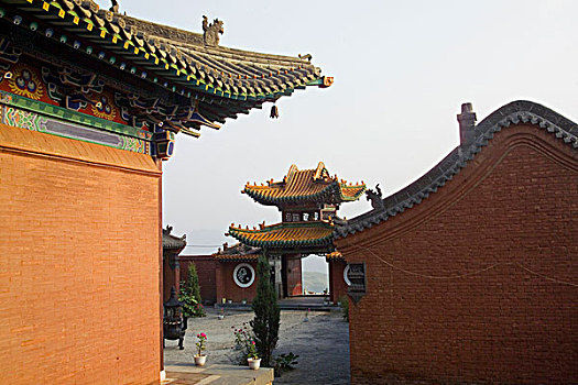 lo gan mien bac lau chua ve