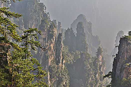 dac biet khung3 ngay